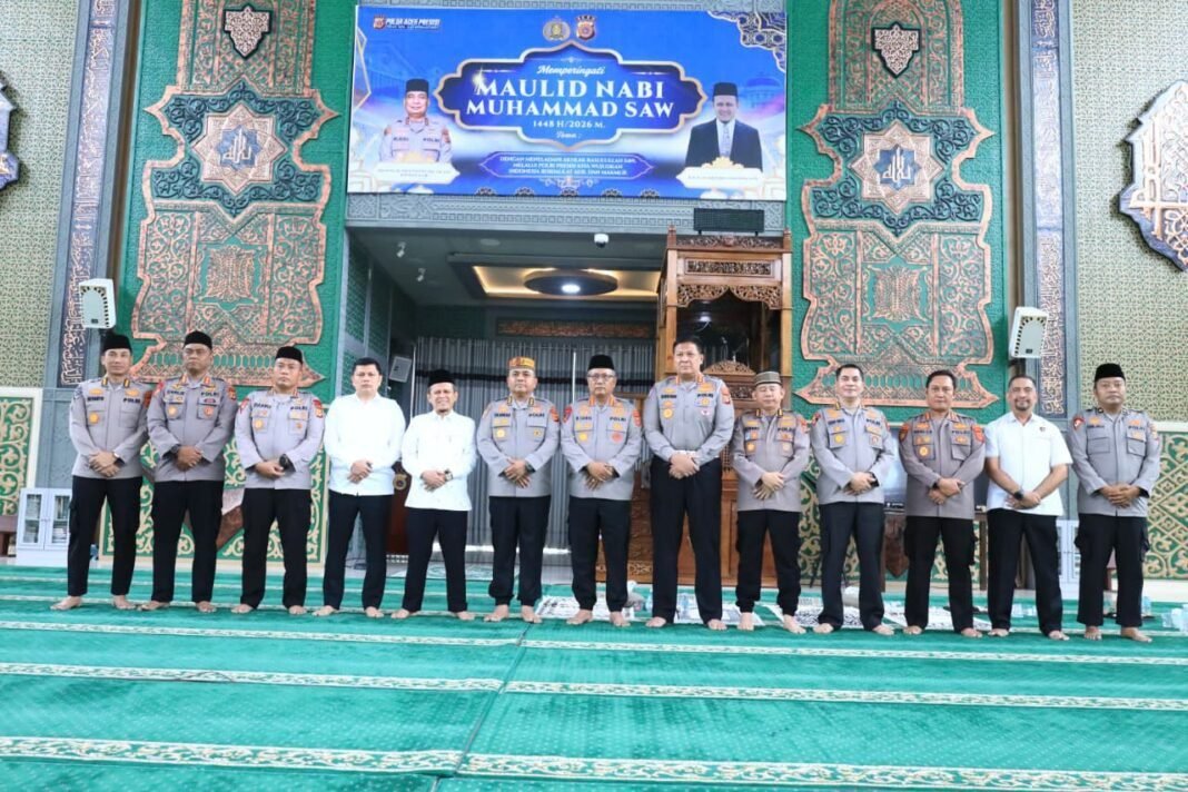 Polda Aceh Gelar Peringatan Maulid Nabi Muhammad SAW, Ajak Personel Teladani Akhlak Rasulullah dalam Bertugas Polda Aceh Gelar Peringatan Maulid Nabi Muhammad SAW, Ajak Personel Teladani Akhlak Rasulullah dalam Bertugas