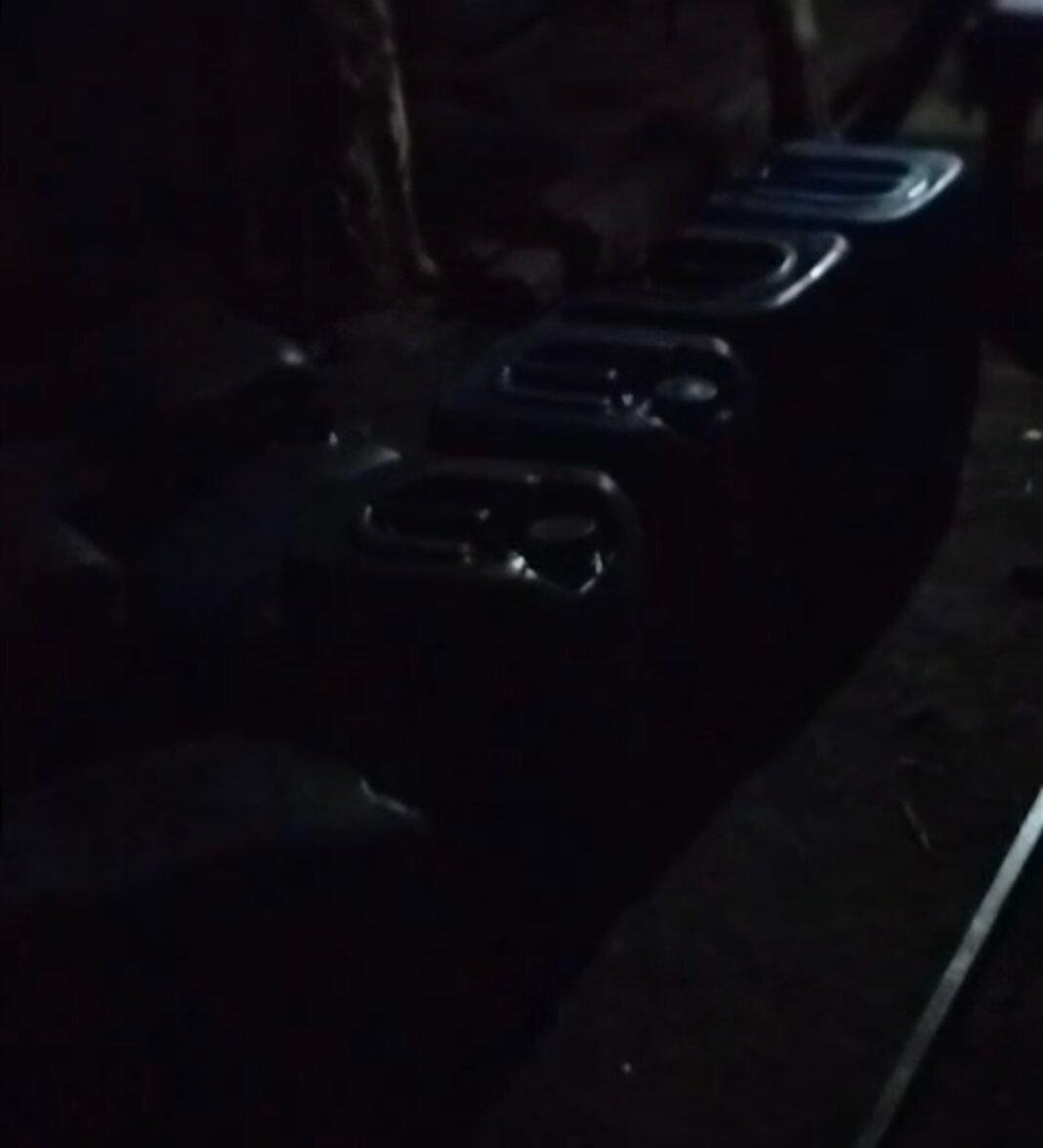Monopoli BBM di Mambi Mencekik Rakyat, Diduga Dikuasai ‘Geng’ Pemilik SPBU dan Oknum Polisi Monopoli BBM di Mambi Mencekik Rakyat, Diduga Dikuasai ‘Geng’ Pemilik SPBU dan Oknum Polisi