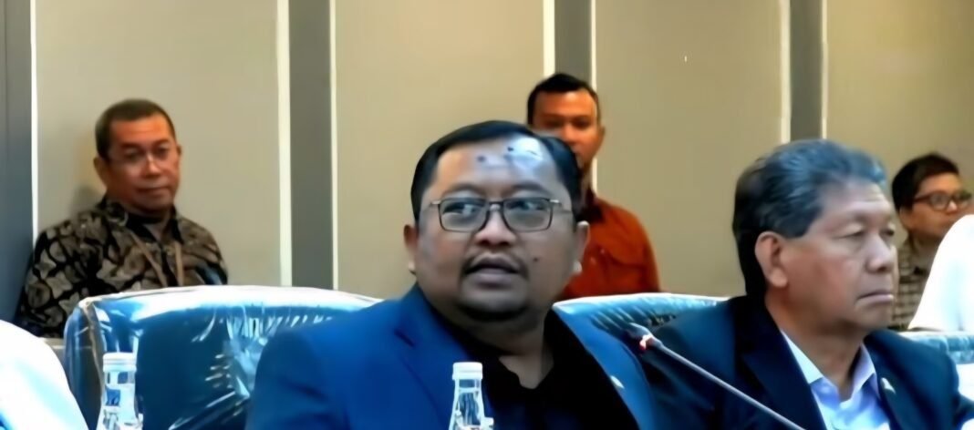 DPR Soroti Promosi Pejabat Lapas Cibinong Usai 7 Napi Kabur di Salemba DPR Soroti Promosi Pejabat Lapas Cibinong Usai 7 Napi Kabur di Salemba