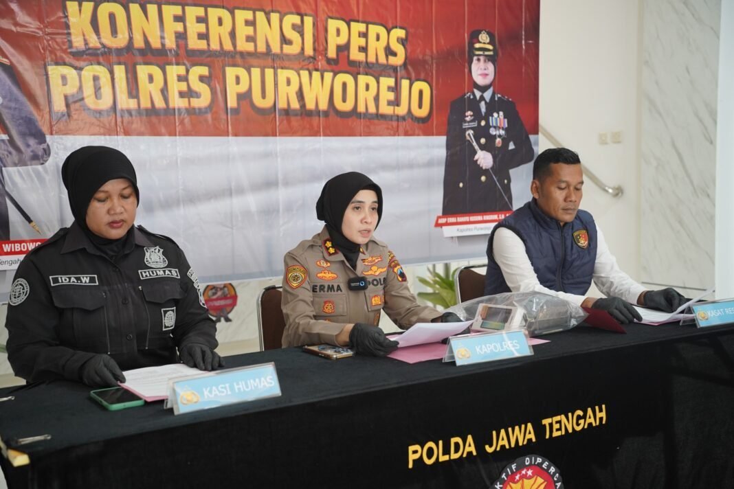 POLRES PURWOREJO BERHASIL MERINGKUS KEJAHATAN PENCURIAN ANTAR WILAYAH POLRES PURWOREJO BERHASIL MERINGKUS KEJAHATAN PENCURIAN ANTAR WILAYAH
