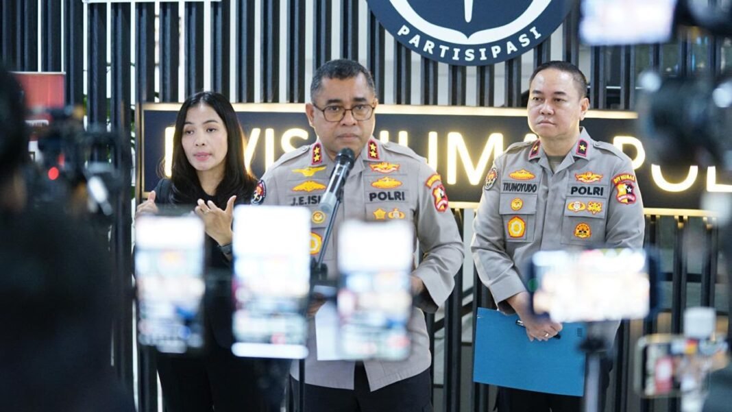 Polri Mutasi 88 Pati dan Pamen, Sejumlah PJU Mabes dan Kapolda Berganti Polri Mutasi 88 Pati dan Pamen, Sejumlah PJU Mabes dan Kapolda Berganti