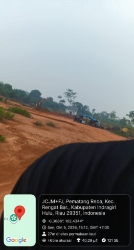 Aktivitas galian tanah di kecamatan rengat Barat/ pekan heran Inhu di keluhankan warga Aktivitas galian tanah di kecamatan rengat Barat/ pekan heran Inhu di keluhankan warga