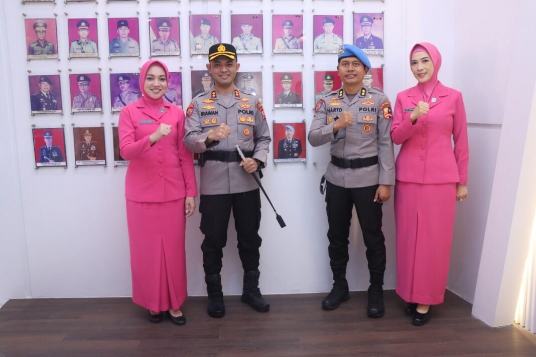 Farewell Parade Sertijab Kapolres Pasuruan, AKBP Irawan Setyono Resmi Lanjutkan Kepemimpinan Farewell Parade Sertijab Kapolres Pasuruan, AKBP Irawan Setyono Resmi Lanjutkan Kepemimpinan