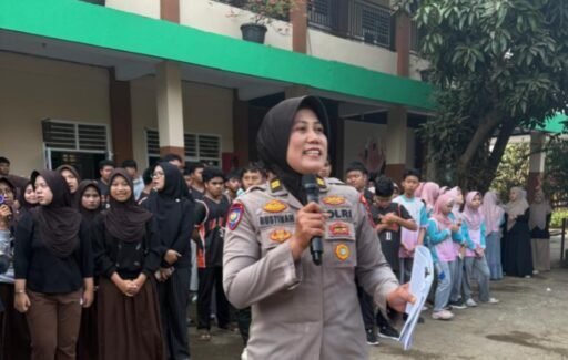 Polsek Purwakarta Kota Sosialisasikan Penerimaan SMA Kemala Taruna Bhayangkara di SMP Al Muhajirin Polsek Purwakarta Kota Sosialisasikan Penerimaan SMA Kemala Taruna Bhayangkara di SMP Al Muhajirin
