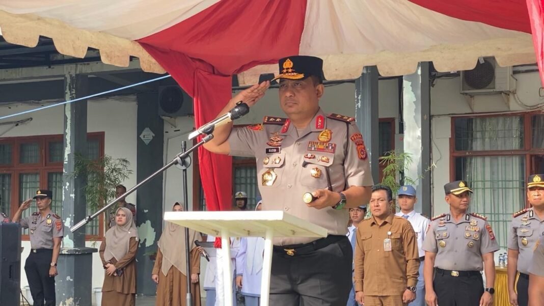 Kapolda Aceh Ajak Pelajar Jauhi Narkoba dan Stop Perundungan: Masa Depan Dimulai dari Karakter Kapolda Aceh Ajak Pelajar Jauhi Narkoba dan Stop Perundungan: Masa Depan Dimulai dari Karakter