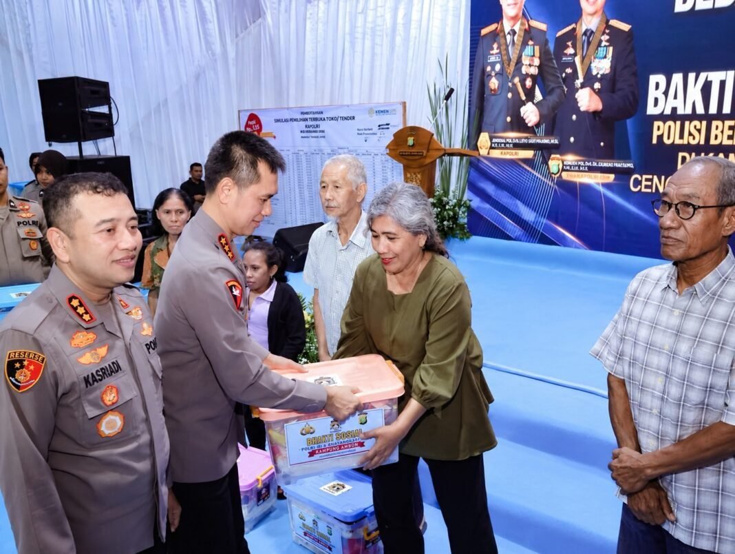 Polisi Bersama Masyarakat,Polda Metro JayaGelarBaktiKesehatandanSalurkan 1.000 Paket Sembako diKampung Ambon* Polisi Bersama Masyarakat,Polda Metro JayaGelarBaktiKesehatandanSalurkan 1.000 Paket Sembako diKampung Ambon*