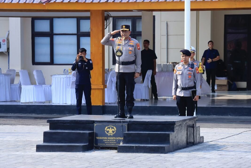 Wakapolda Maluku Utara Pimpin Apel Gelar Pasukan Operasi Patuh Kie Raha 2026 Wakapolda Maluku Utara Pimpin Apel Gelar Pasukan Operasi Patuh Kie Raha 2026